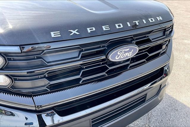 Certified 2025 Ford Expedition Max Active RWD image 29