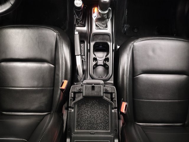 Used 2021 Jeep Wrangler Unlimited Sahara AWD/4WD image 32