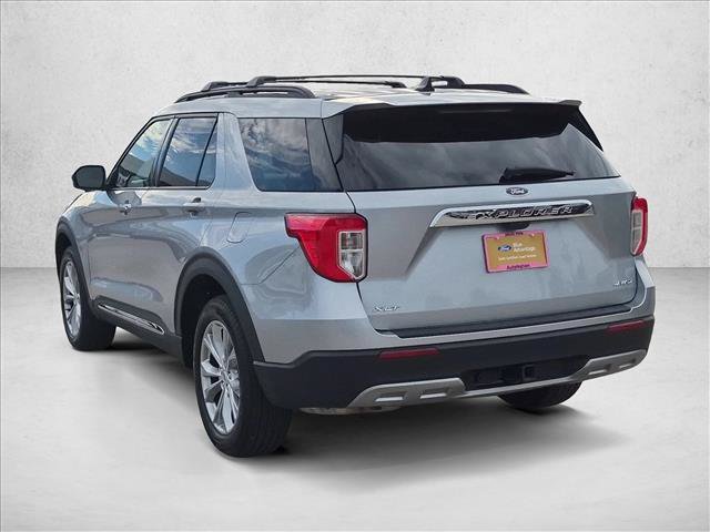 Certified 2023 Ford Explorer XLT w/ Equipment Group 202A AWD/4WD image 8