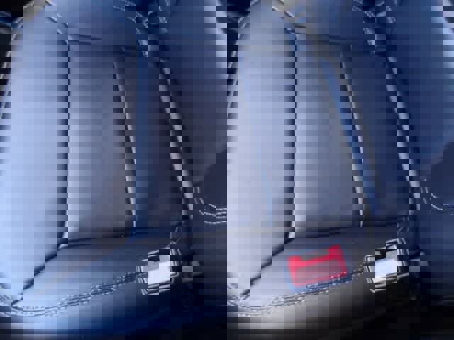 Certified 2022 Ford Explorer XLT w/ Equipment Group 202A image 46