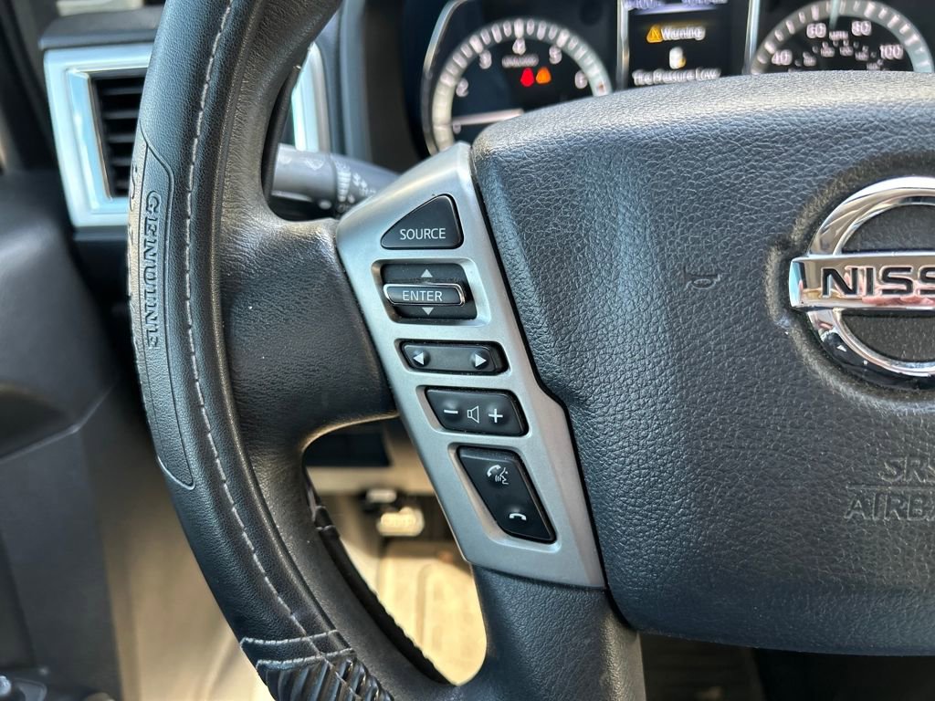 Used 2017 Nissan Titan SV image 20