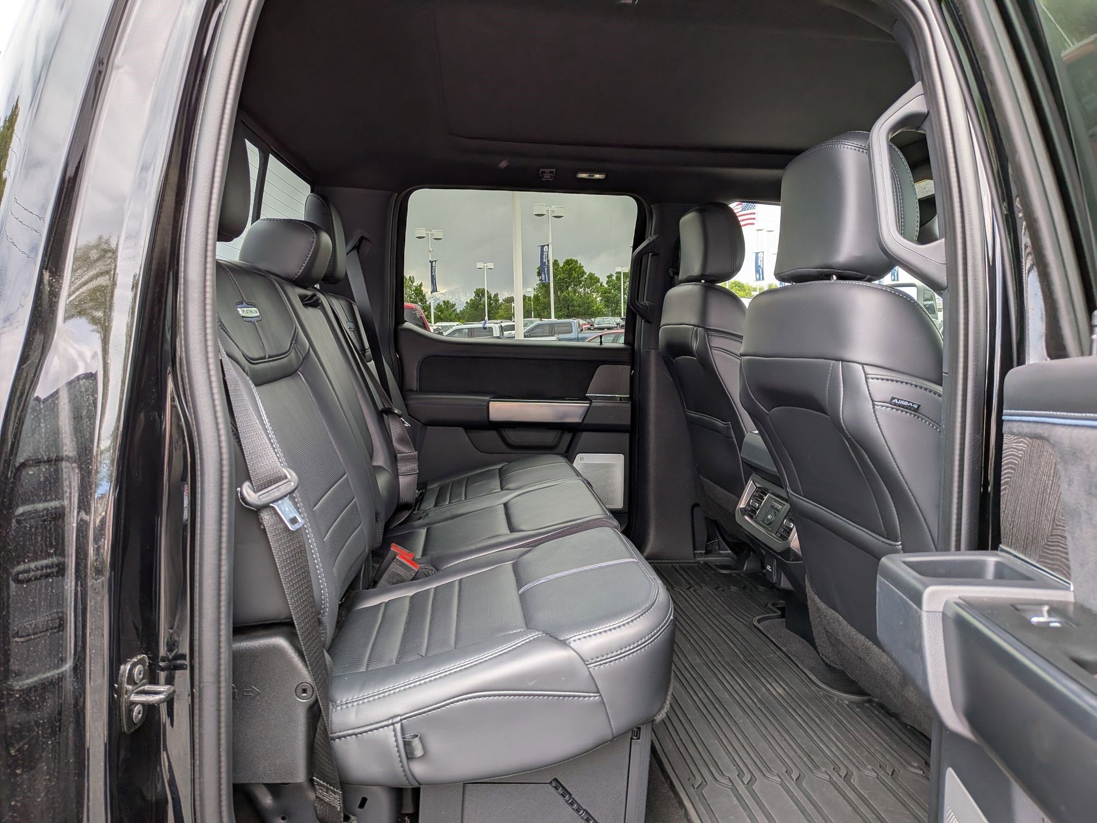 Certified 2025 Ford F350 Platinum AWD/4WD image 33