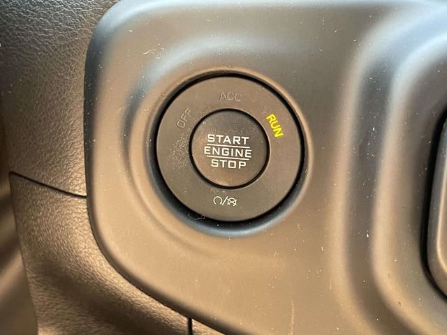 Used 2022 Jeep Wrangler Unlimited Rubicon 4xe AWD/4WD image 30