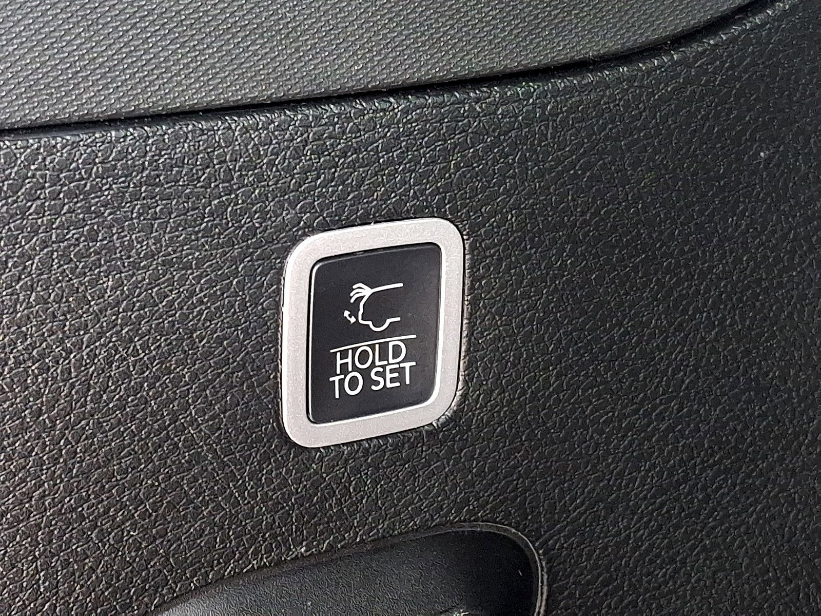 Used 2022 Jeep Wagoneer Series III w/ Flexible Seating Group AWD/4WD image 29