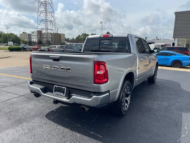 Used 2025 RAM 1500 Laramie AWD/4WD image 7