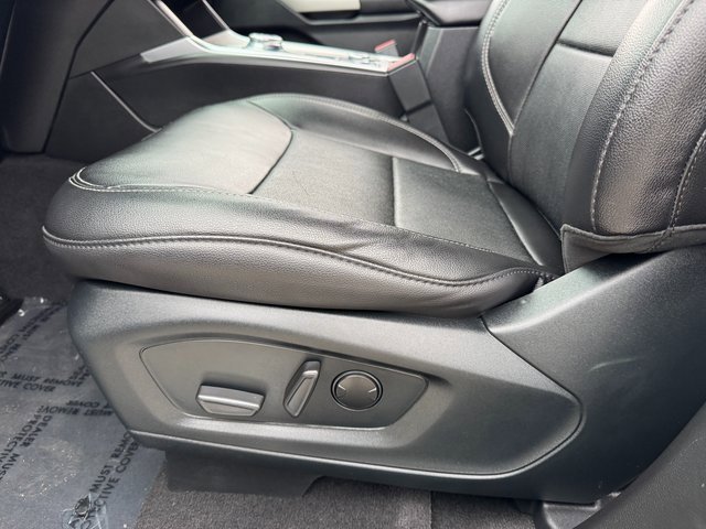 Certified 2023 Ford Explorer Limited w/ Limited Technology Package image 15