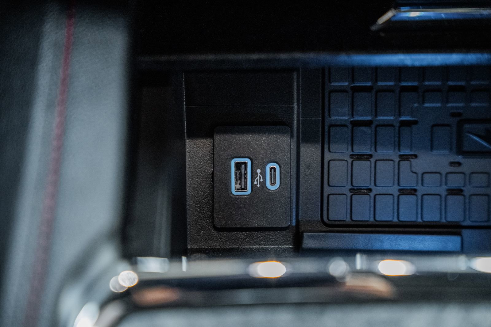 Certified 2024 Ford Expedition Max Limited image 36