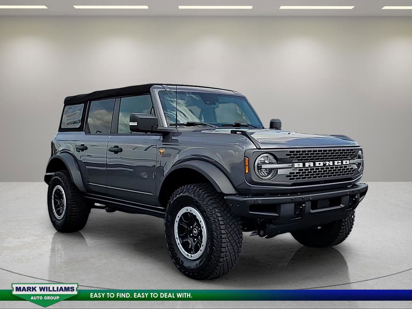 Certified 2022 Ford Bronco Badlands w/ Sasquatch Package AWD/4WD image 7