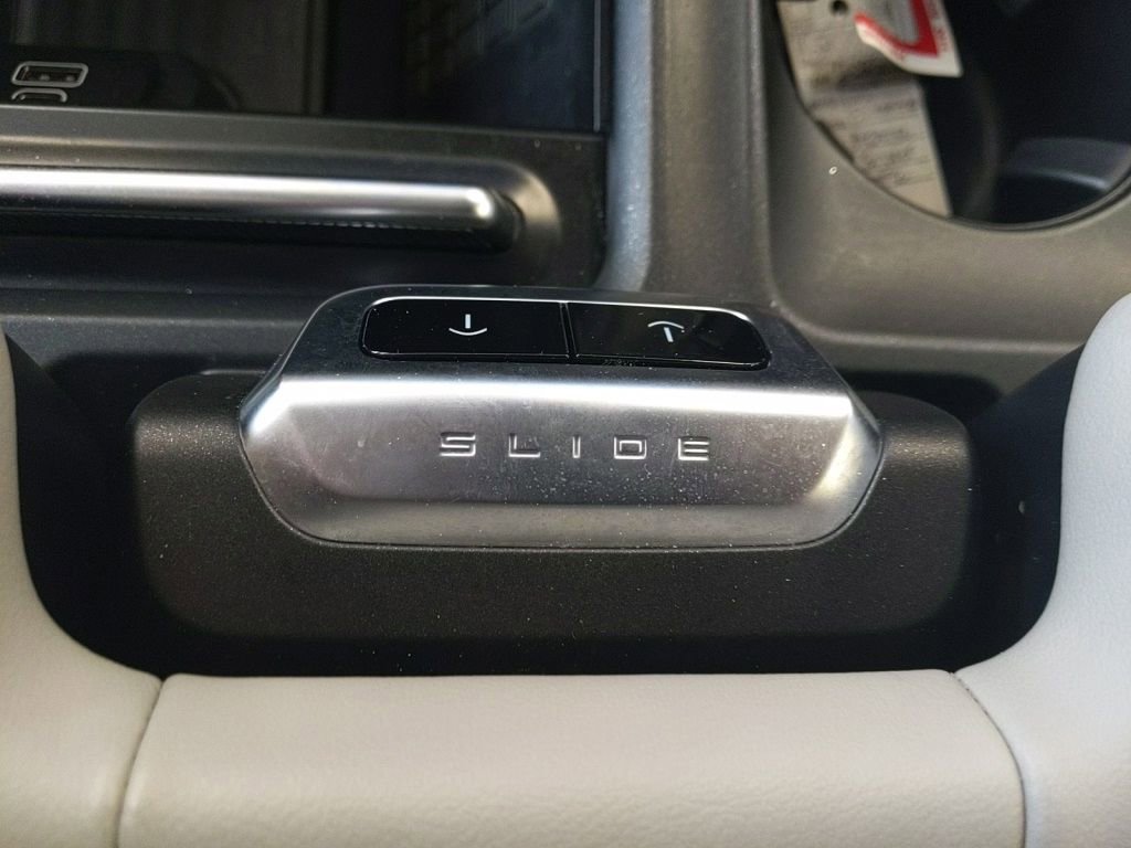 Certified 2025 Ford Expedition Active RWD image 25