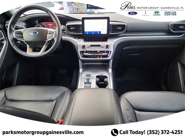 Certified 2021 Ford Explorer XLT w/ Equipment Group 202A image 11