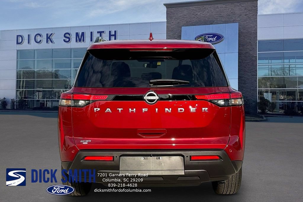 Used 2025 Nissan Pathfinder SV FWD image 5