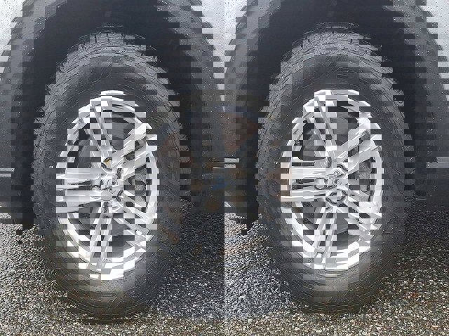 Certified 2020 Ford Explorer XLT w/ Comfort Package image 28