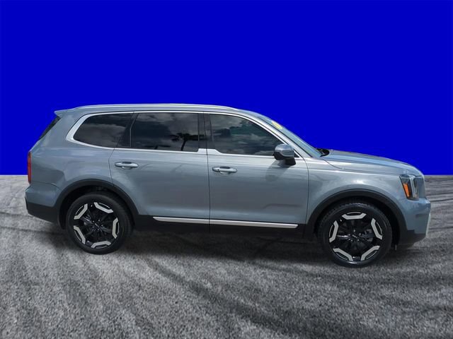 Used 2024 Kia Telluride S w/ S Sunroof Package image 6
