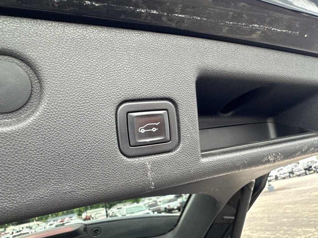 Used 2020 Chevrolet Equinox LT AWD/4WD image 19