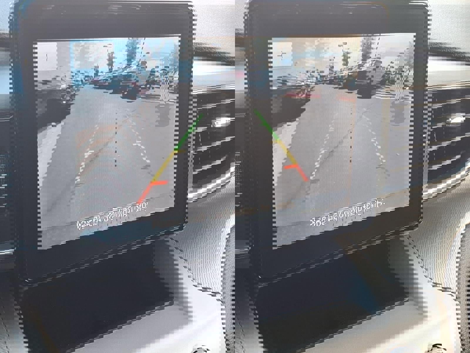 Certified 2022 Ford Explorer XLT w/ Equipment Group 202A image 28