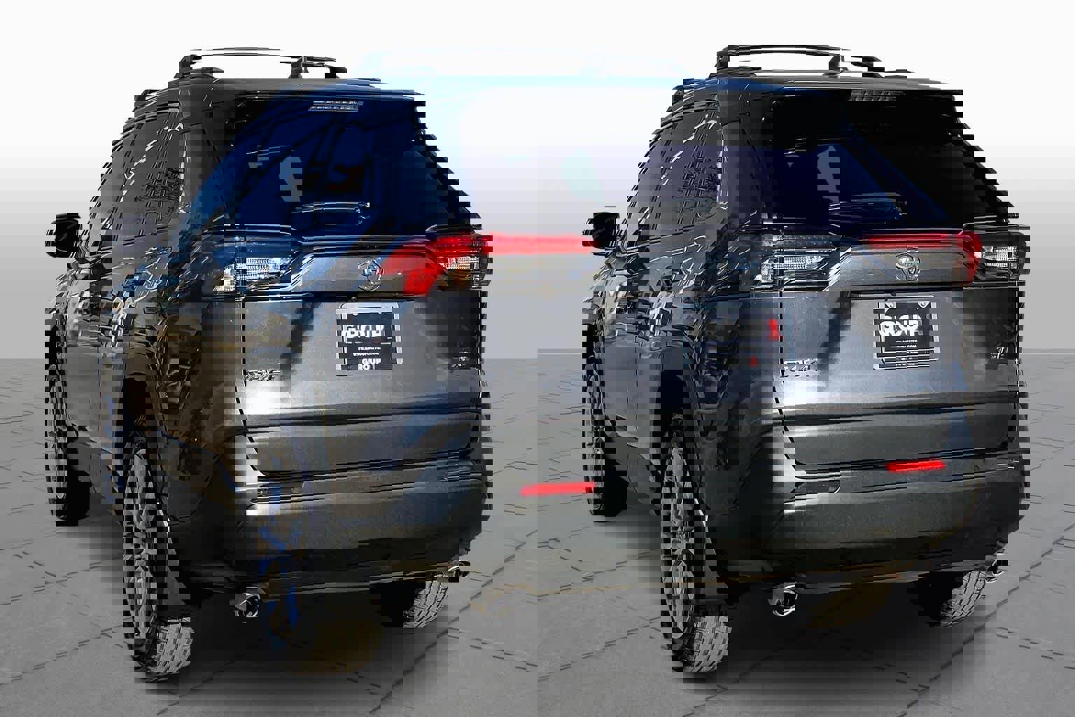 Used 2024 Toyota RAV4 XLE Premium image 4