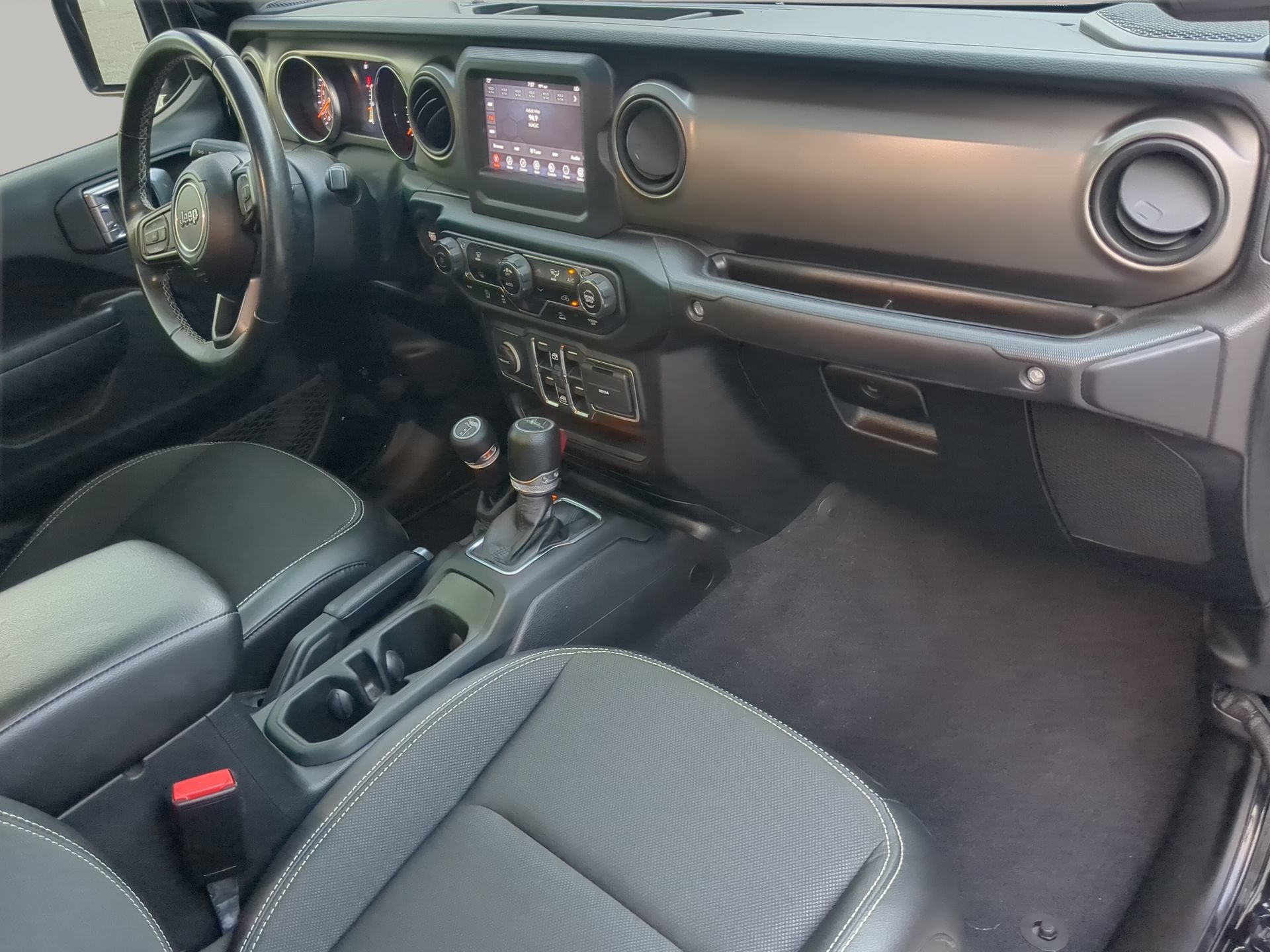 Used 2021 Jeep Gladiator Sport AWD/4WD image 49
