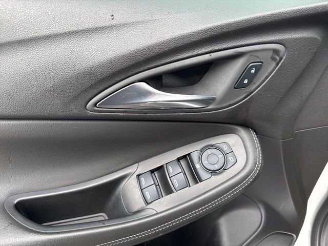 Used 2024 Buick Encore GX Sport Touring AWD/4WD image 15