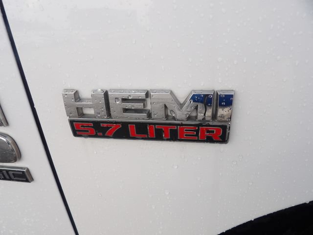 Used 2019 RAM 1500 Classic SLT AWD/4WD image 16