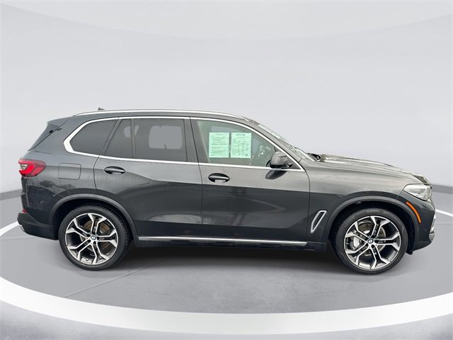 Used 2023 BMW X5 sDrive40i w/ Parking Assistance Package image 2