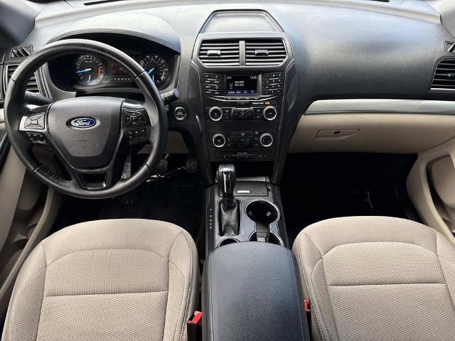 Certified 2018 Ford Explorer XLT FWD image 8