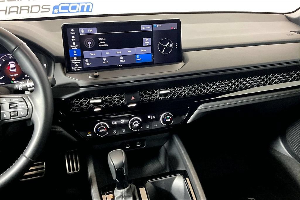 Used 2024 Honda Accord Sport image 5
