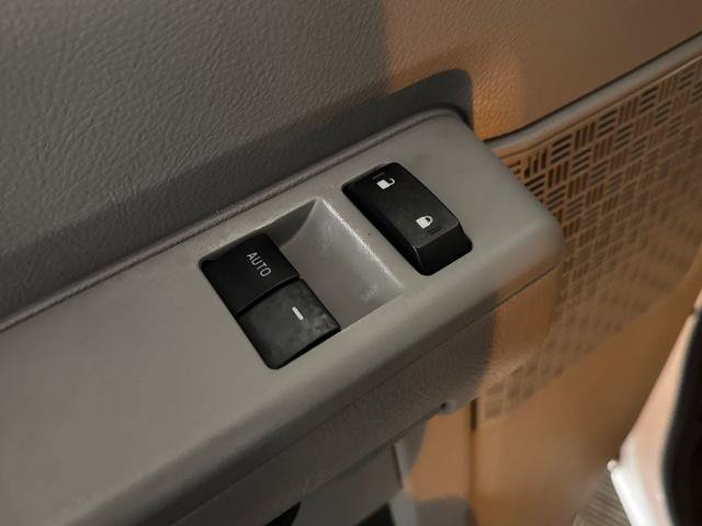 Certified 2021 Ford E-350 and Econoline 350 Super Duty w/ Power Windows & Locks Group RWD image 19