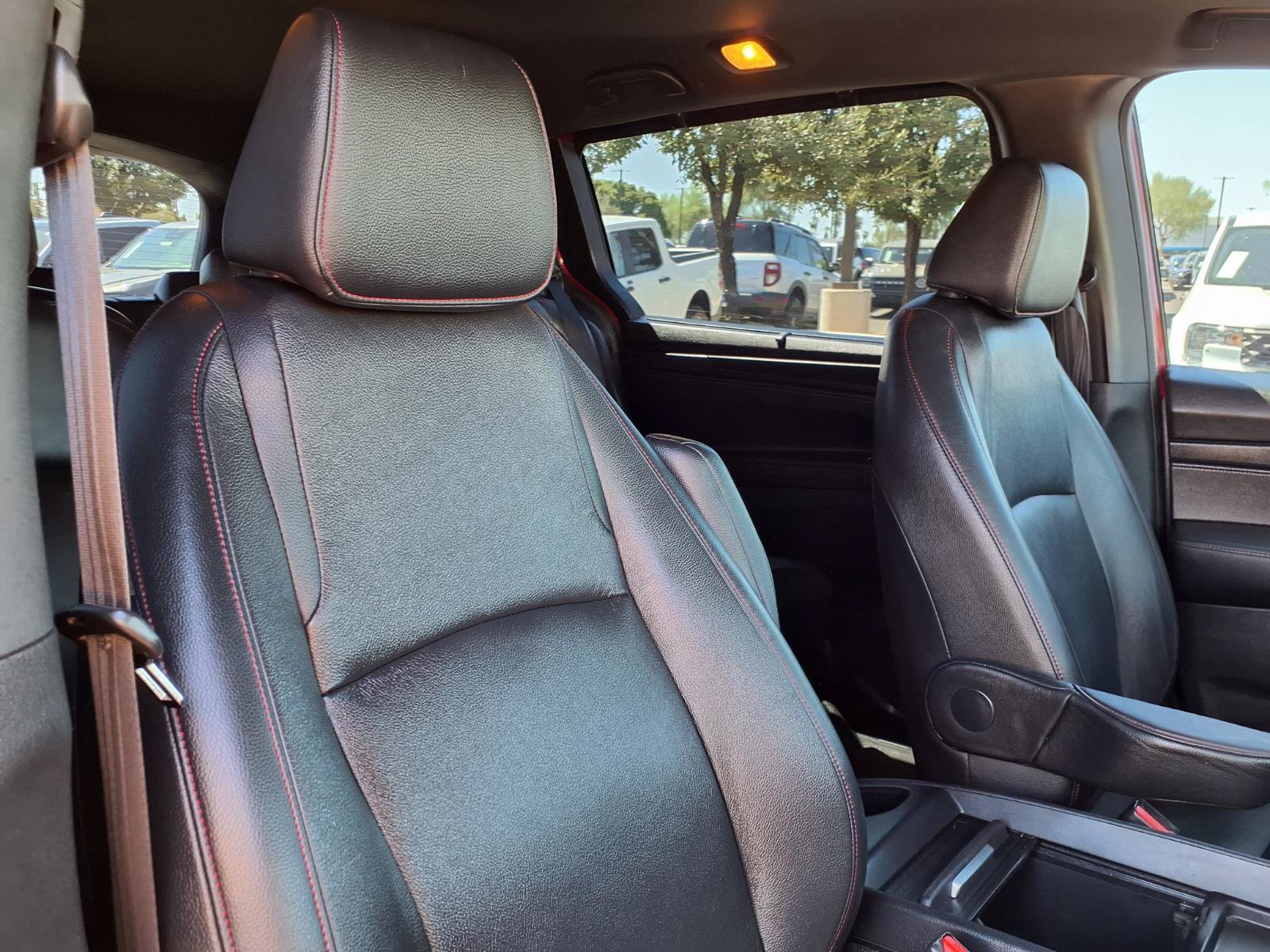 Used 2023 Honda Odyssey Sport image 12