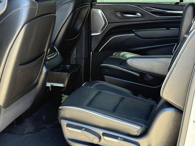 Used 2022 Cadillac Escalade ESV Sport w/ Touring Package AWD/4WD image 7