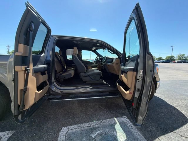 Certified 2022 Ford F150 XLT w/ Bed Utility Package AWD/4WD image 18