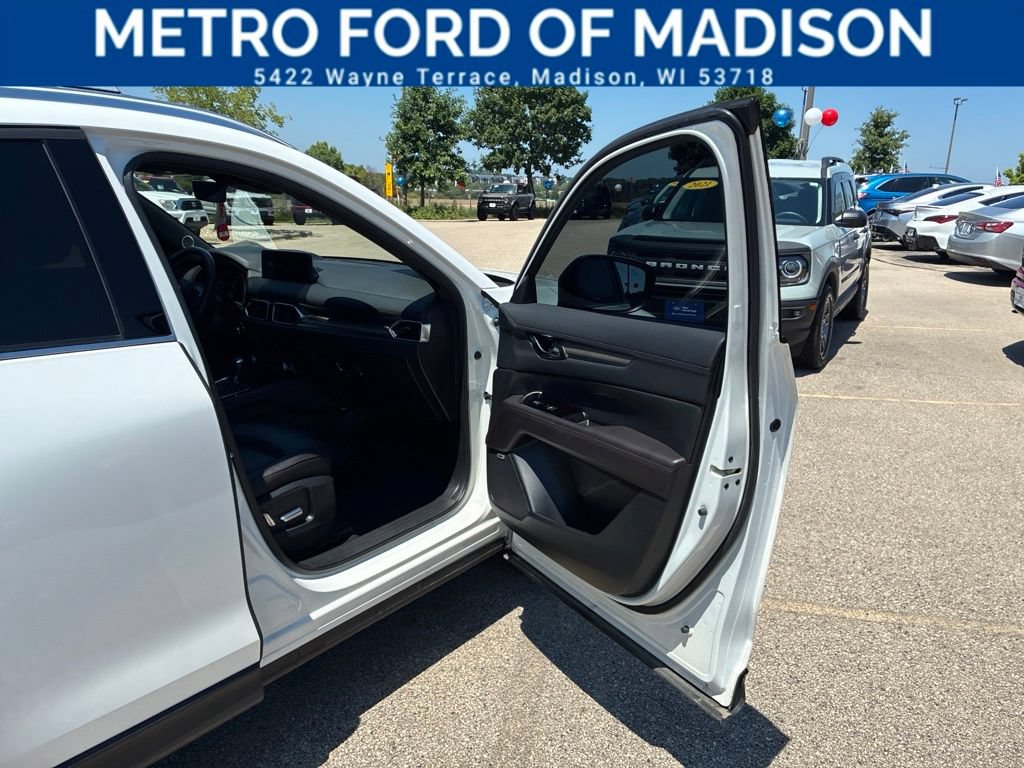 Used 2021 MAZDA CX-5 Signature AWD/4WD image 44