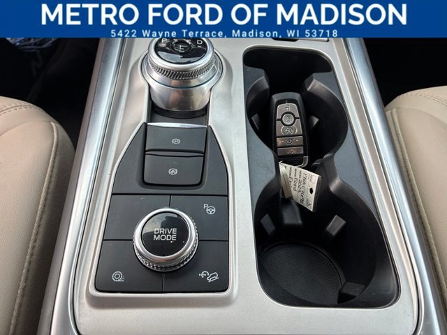 Certified 2023 Ford Explorer Platinum w/ Technology Package AWD/4WD image 19