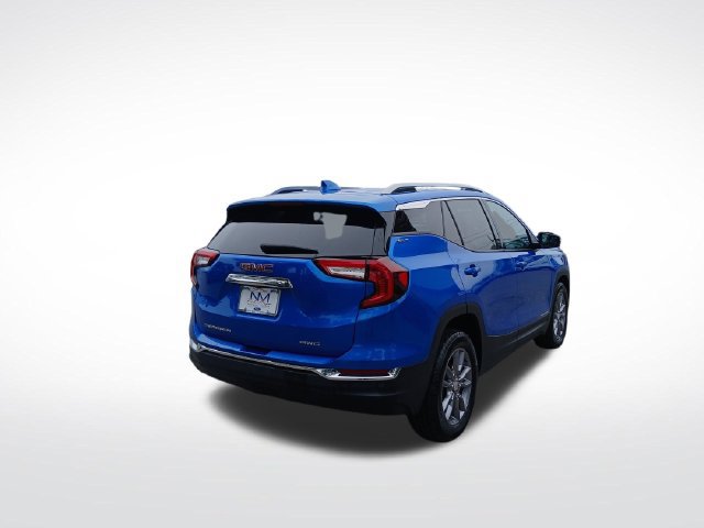 Used 2024 GMC Terrain SLT AWD/4WD image 9