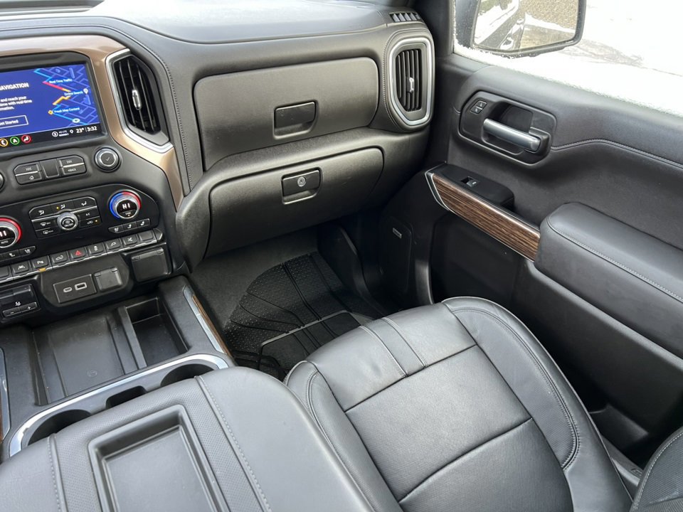 Used 2022 Chevrolet Silverado 1500 High Country w/ Technology Package image 40