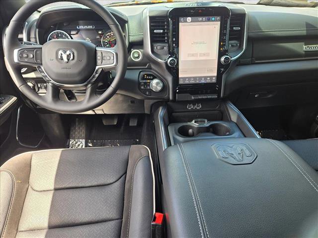 Used 2025 RAM 1500 Laramie AWD/4WD image 16