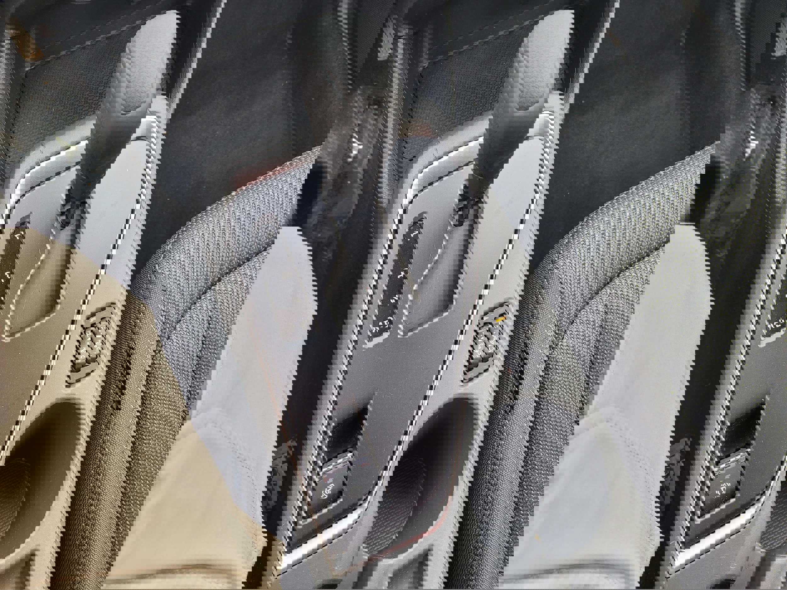 Used 2024 Subaru Crosstrek 2.0i Premium AWD/4WD image 21