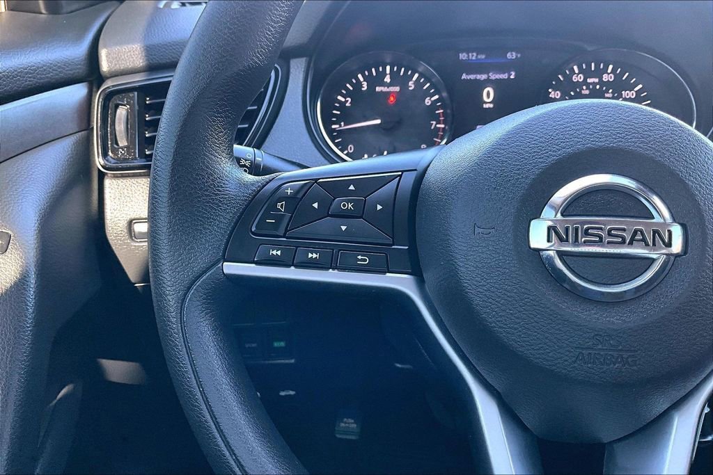 Used 2022 Nissan Rogue Sport S FWD image 17