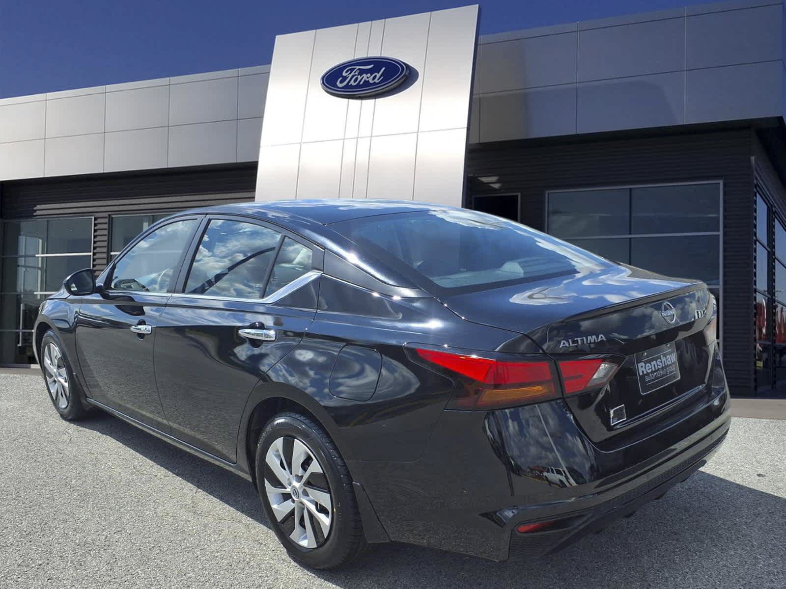 Used 2023 Nissan Altima 2.5 S FWD image 3