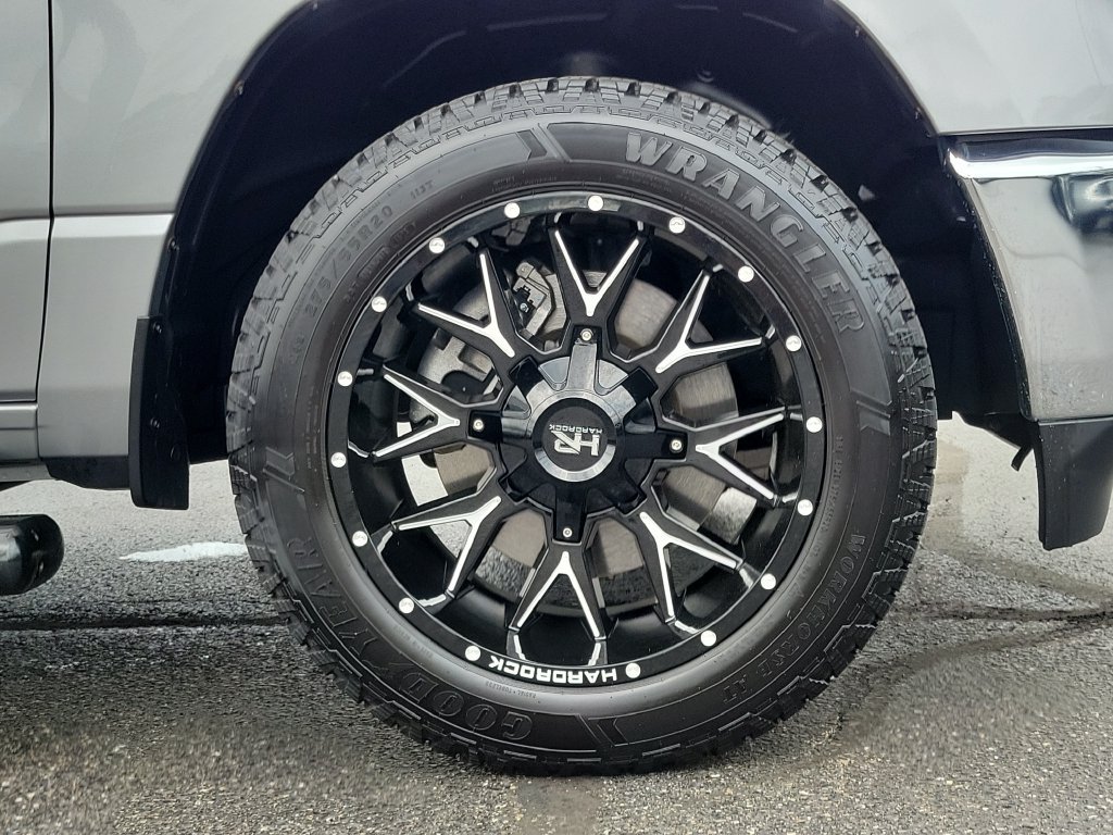 Used 2024 RAM 1500 Big Horn AWD/4WD image 9