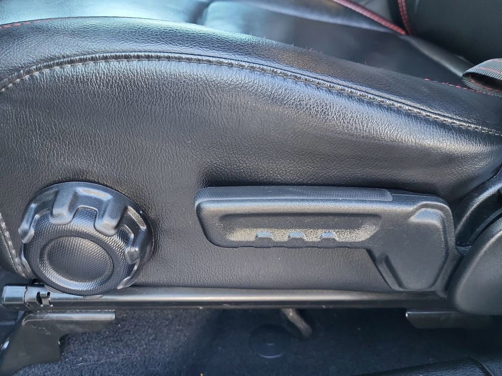 Used 2020 Jeep Wrangler Unlimited Rubicon w/ Cold Weather Group image 16