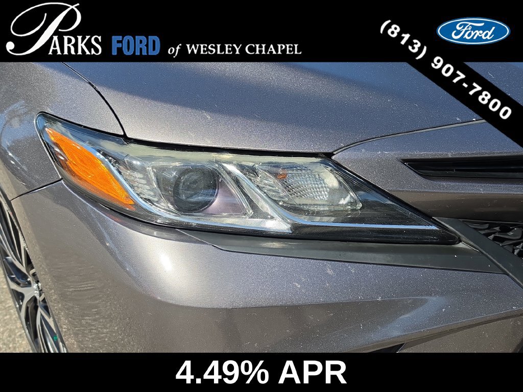 Used 2020 Toyota Camry SE FWD image 7