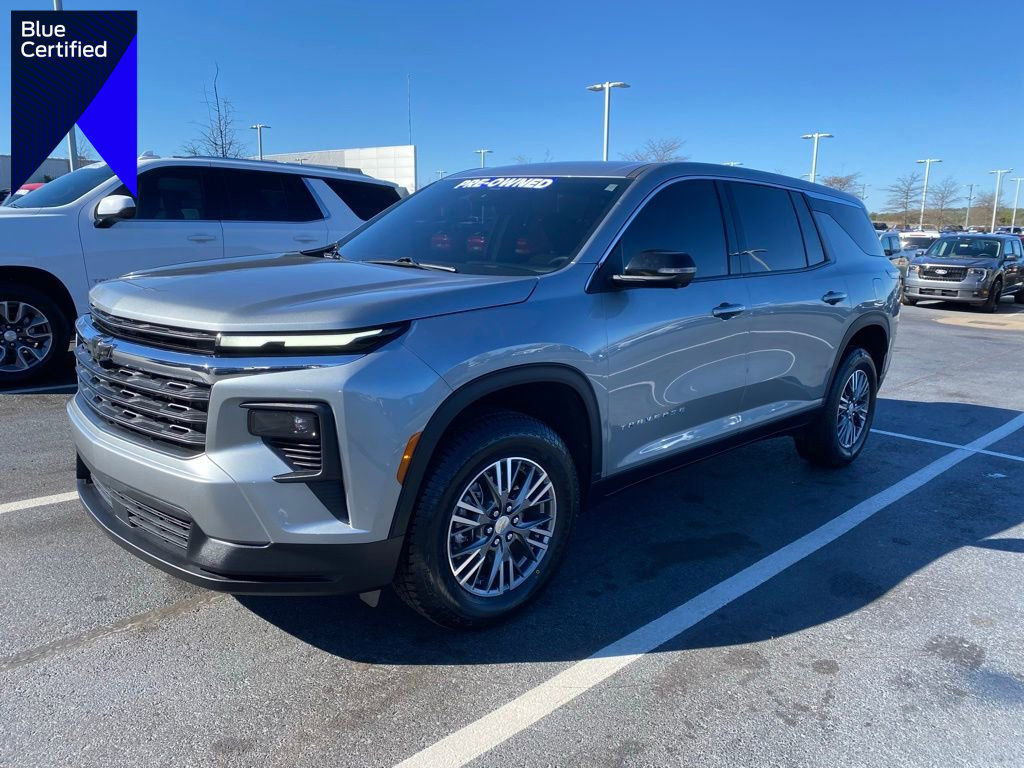 Used 2024 Chevrolet Traverse LS