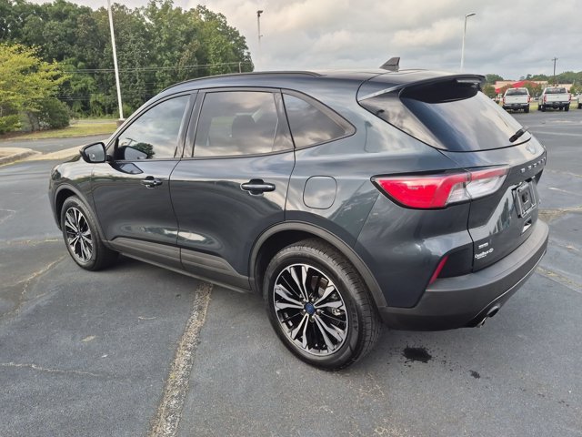Certified 2022 Ford Escape SE w/ SE Sport Appearance Package AWD/4WD image 6