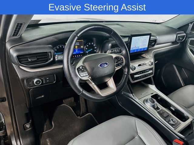 Certified 2021 Ford Explorer XLT w/ Equipment Group 202A AWD/4WD image 25
