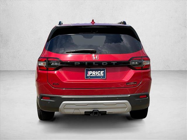 Used 2024 Honda Pilot TrailSport image 4