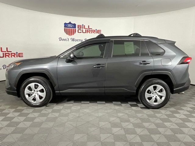 Used 2020 Toyota RAV4 LE image 6