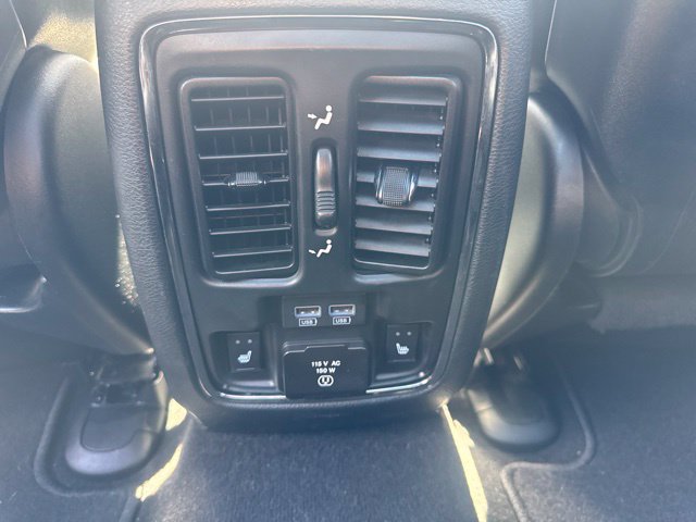 Used 2019 Jeep Grand Cherokee Limited w/ Luxury Group II AWD/4WD image 10