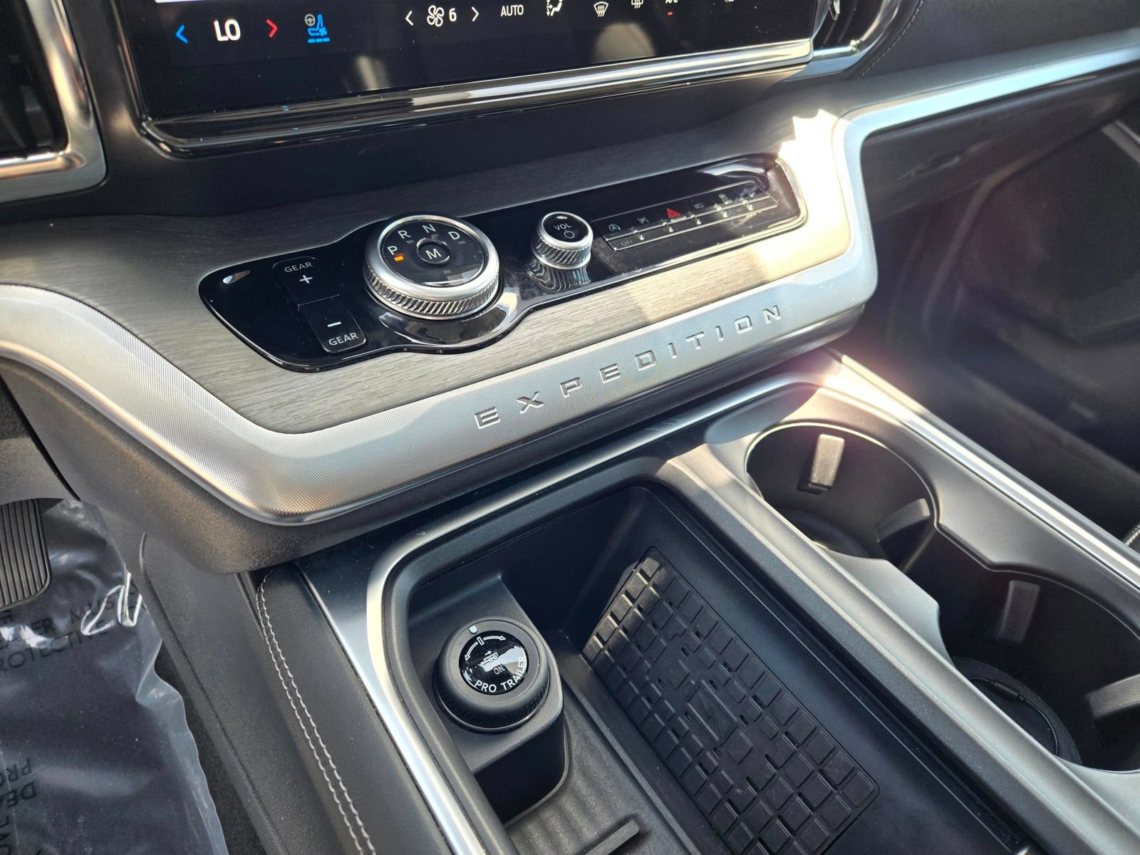 Certified 2025 Ford Expedition Max Platinum AWD/4WD image 25