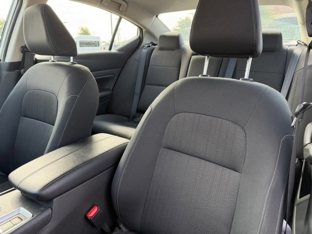 Used 2025 Nissan Altima 2.5 SV AWD/4WD image 11
