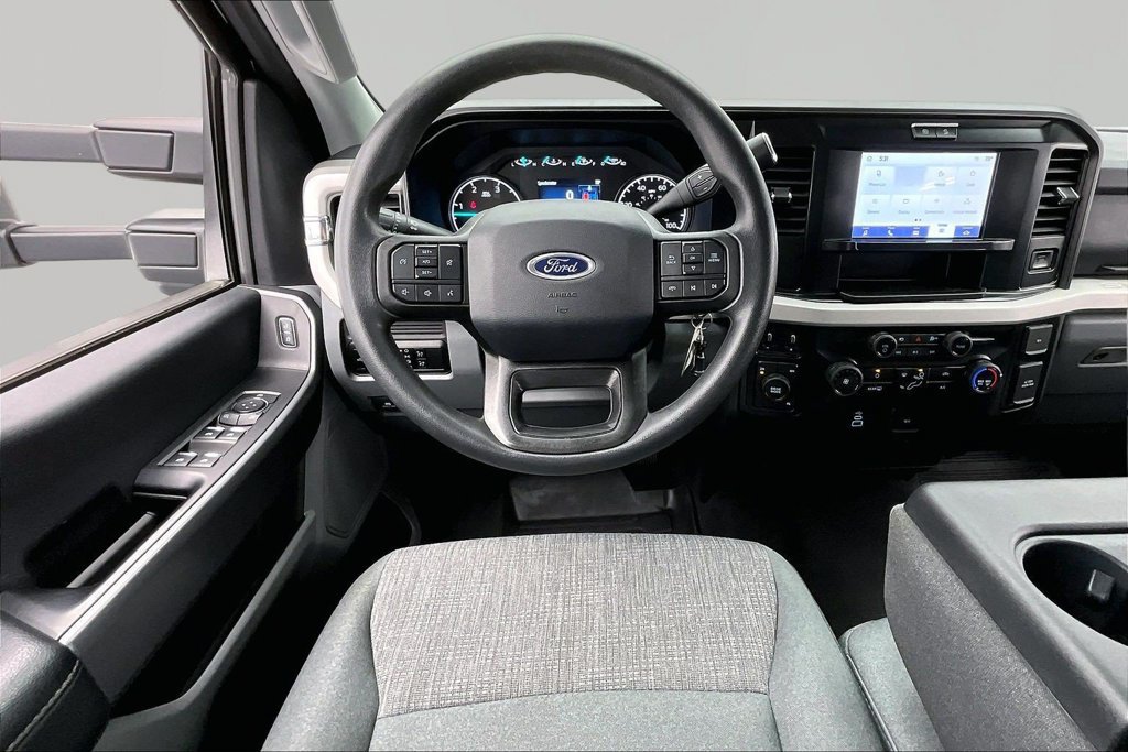 Certified 2025 Ford F350 XLT w/ 360-Degree Camera Package AWD/4WD image 5